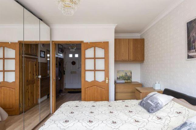 1 Bedroom Flat Close To City With Free Parking Arrangement Λονδίνο Εξωτερικό φωτογραφία